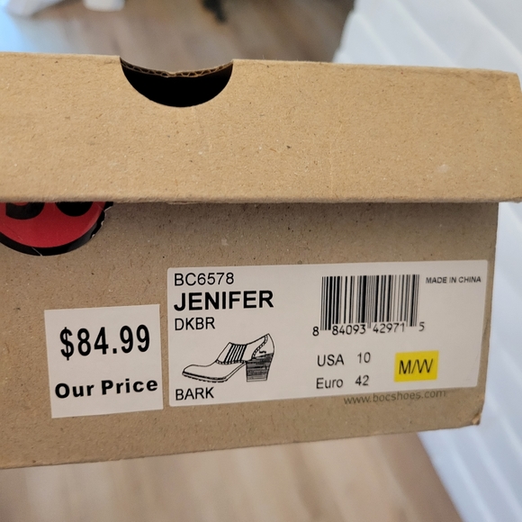 BOC Born Jenifer Heeled Booties Tan/Teak Size 10 - Picture 9 of 9